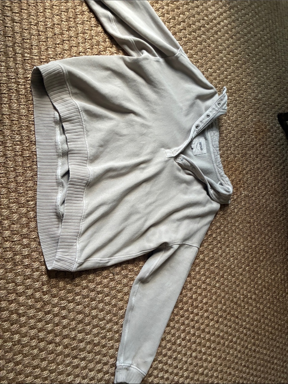Aerie women’s tan sweatshirt